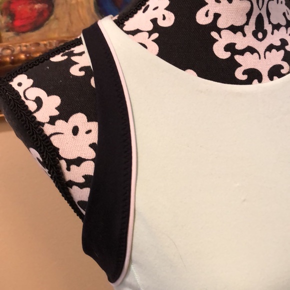 Lululemon mint green soft jersey cross stretch straps back athletic top - Picture 2 of 9